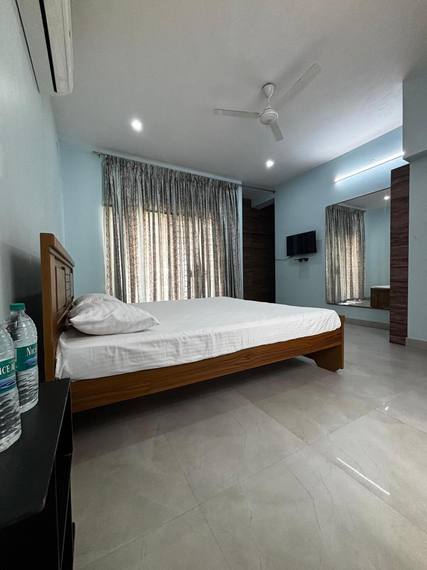 Ezhilagam Stays Madras Kamer foto